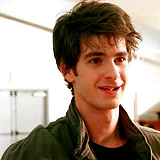 tumblr_m710rcgc1L1r7qi2ro4_r3_250.gif